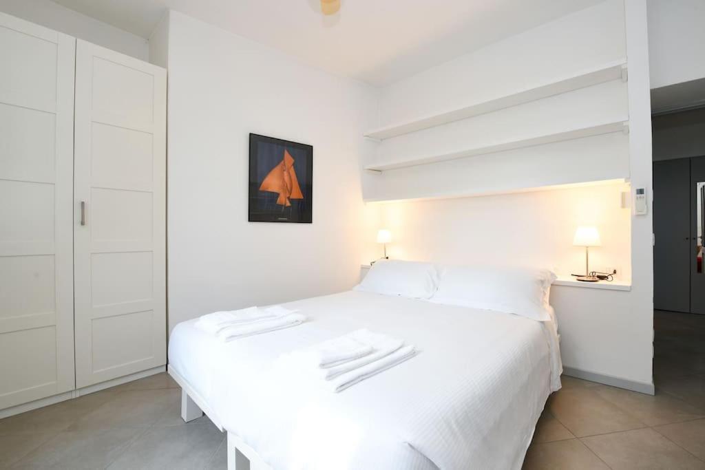 Oleandro Apartment Directly On The Lake 가르냐노 외부 사진
